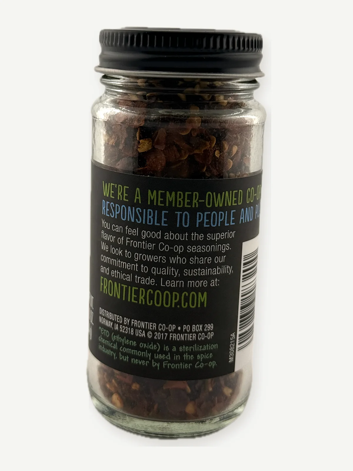 Back of Frontier Co-op crushed red chili pepper package photographed for the Gaucho Ingredient Bench
